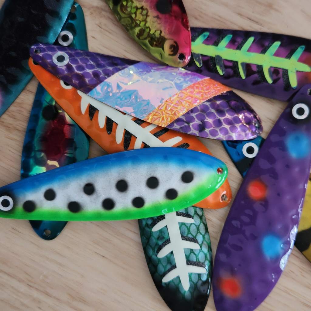 The Art of Airbrushing Trolling Spoons.  Van Dutch Fishing